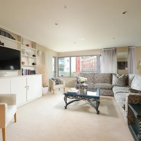 Harbourside Luxury * Bristol