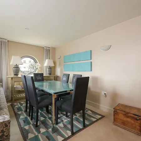 Harbourside Luxury
