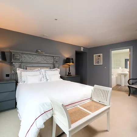 Harbourside Luxury Apartment Bristol