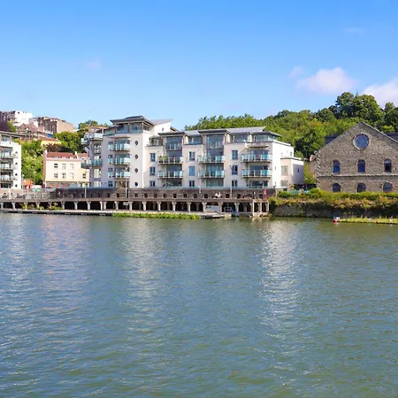 Harbourside Luxury *